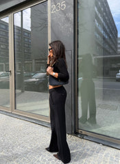 Carolyn Low-Waisted Pants in Black