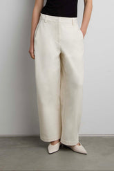 WOVEN TWILL BARREL LEG PANT