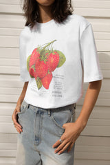 STRAWBERRY GRAPHIC T-SHIRT