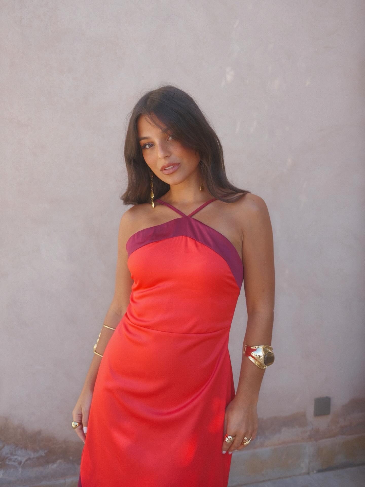 Oasis Dress in Red - Shipping 25/05 to 29/05