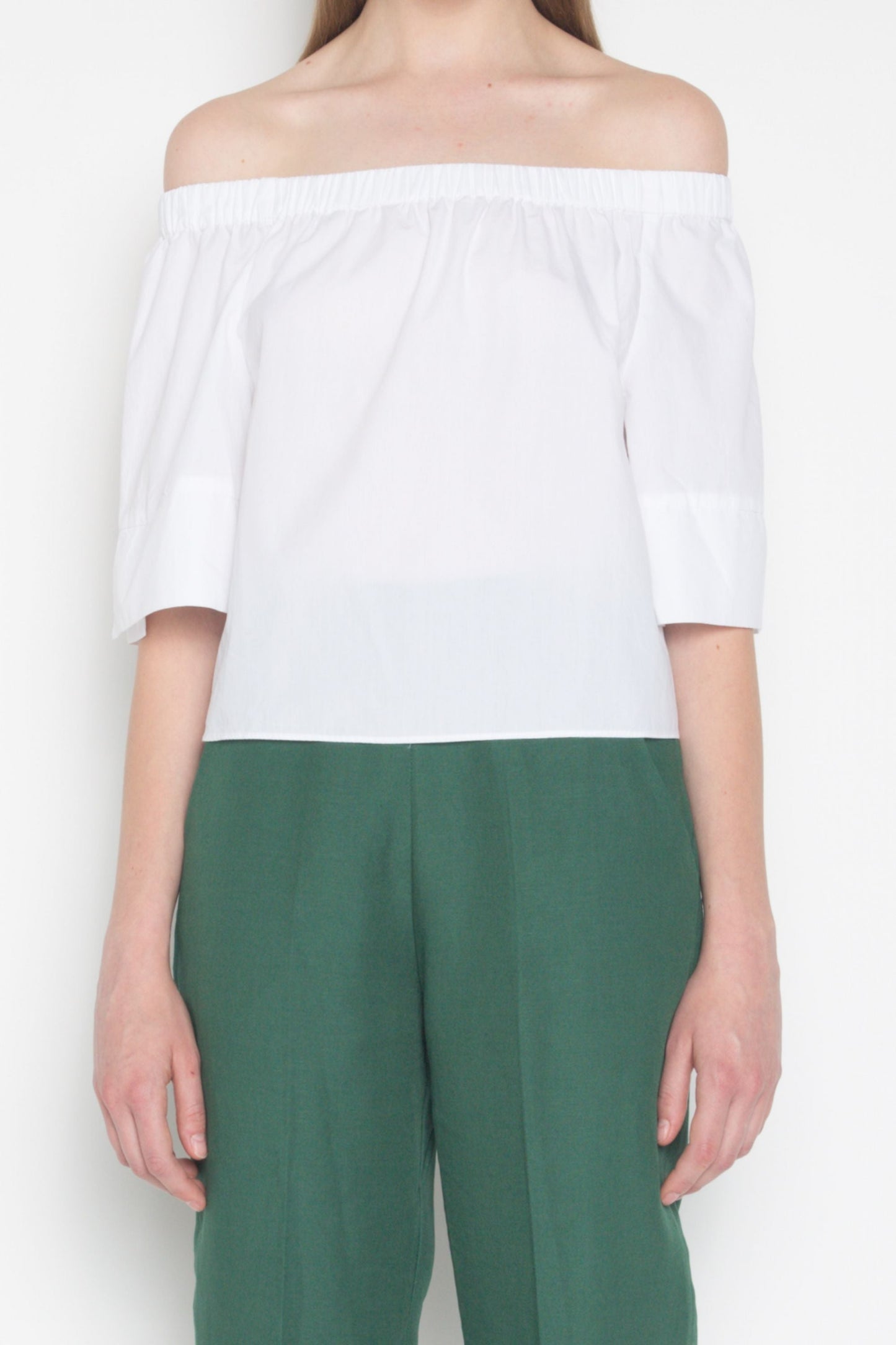 OFF THE SHOULDER BLOUSE