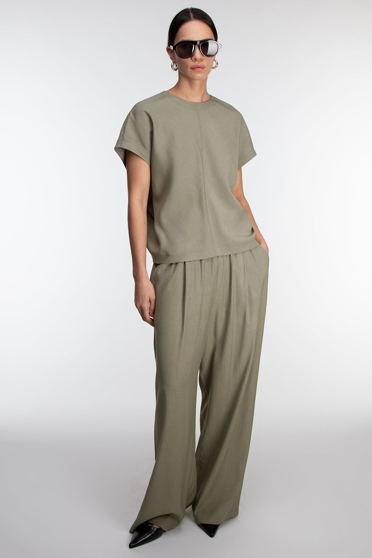 CRINKLED RAYON TOP