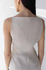 HIGH NECKLINE BUTTON VEST