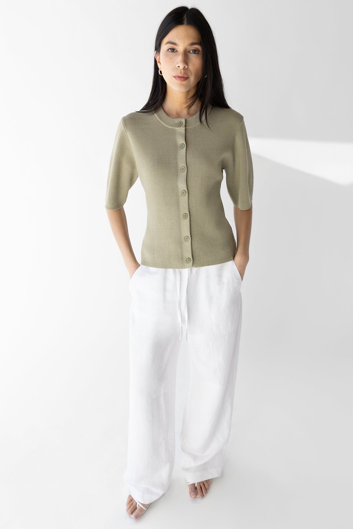 QUARTER LENGTH SLEEVE BUTTON FRONT CARDIGAN