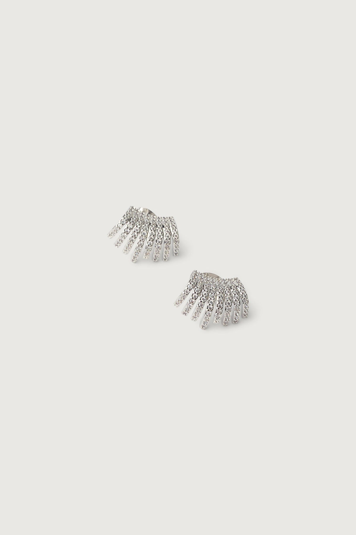 LAYERED CURVE EARRING