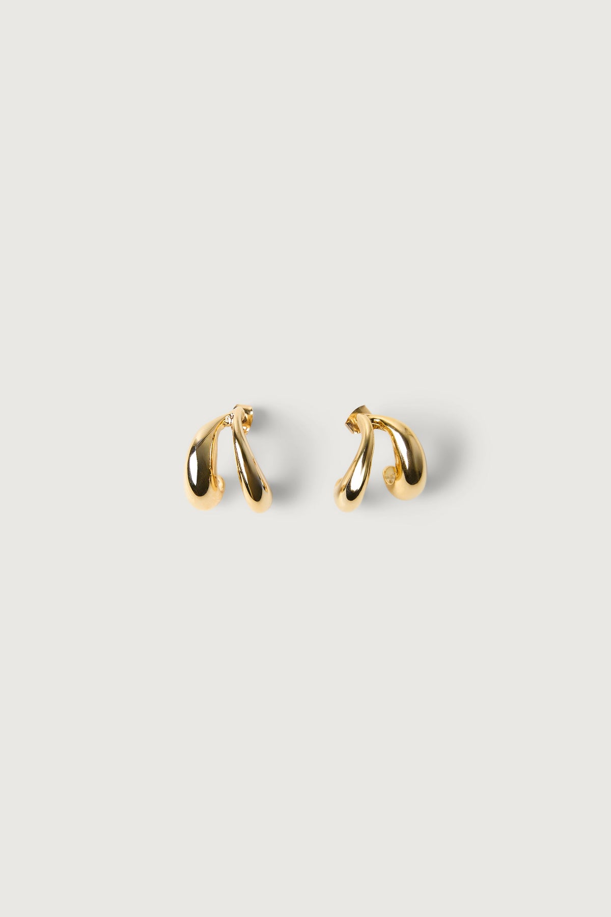 LAYERED HOOP EARRINGS