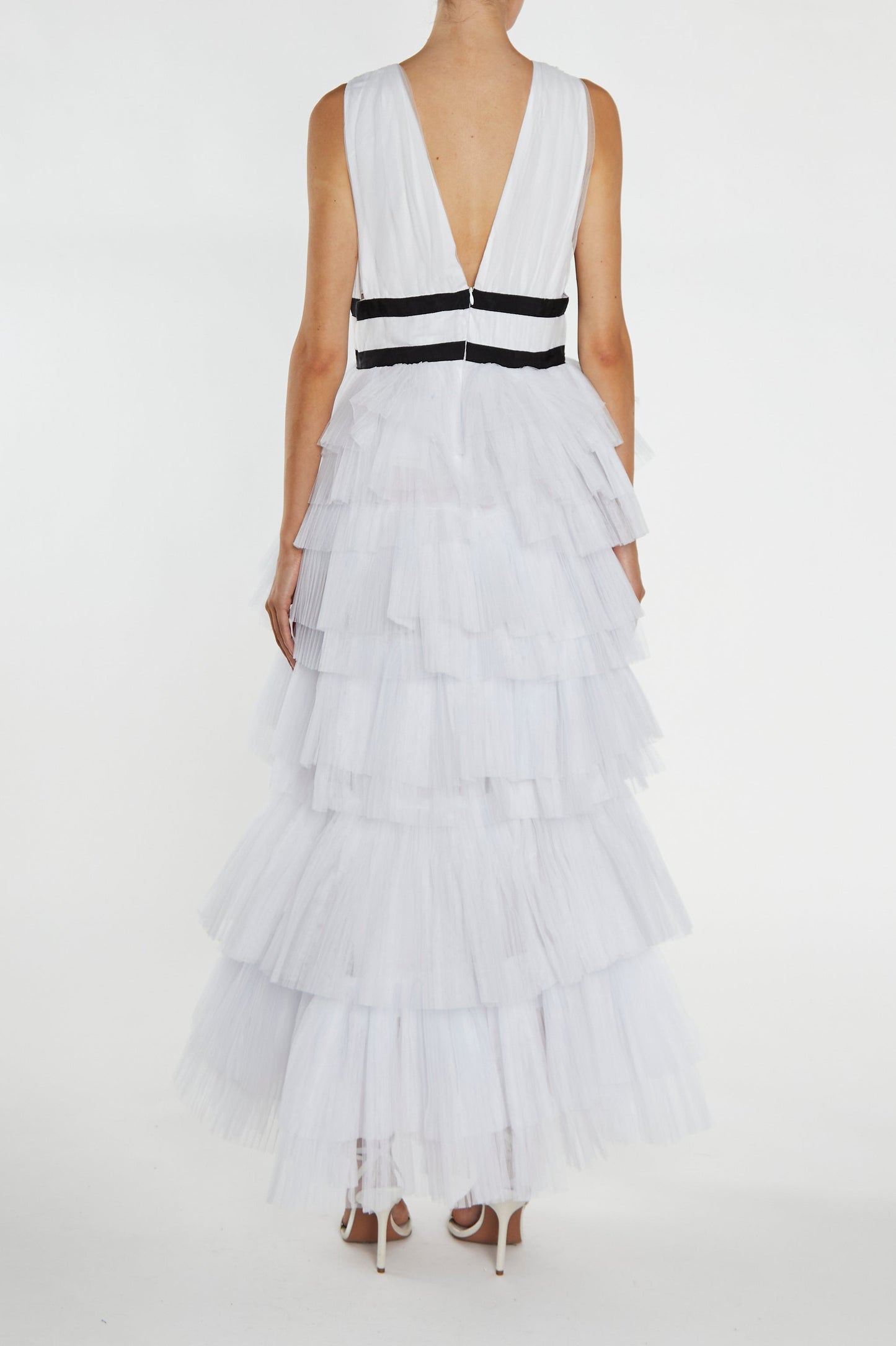 true Decadence Eliza White Fully Lined Plunging Neck Maxi Dress with Layered Tulle Skirt