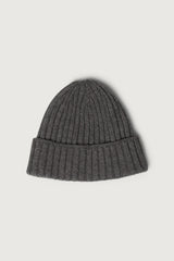 CLASSIC RIBBED KNIT BEANIE
