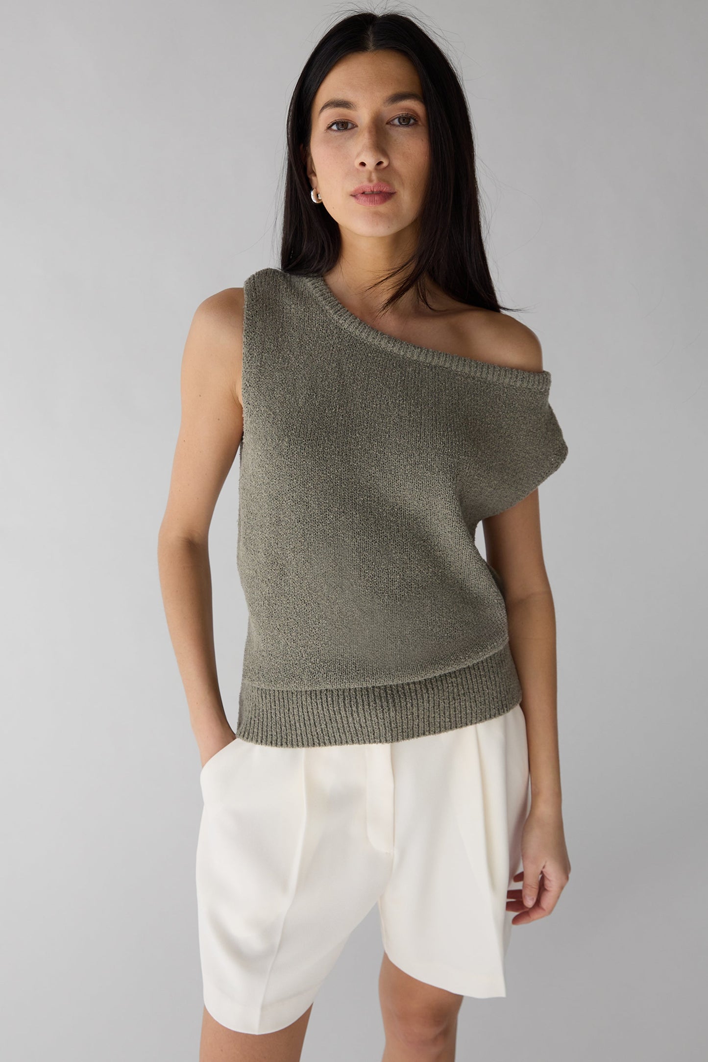RELAXED OFF THE SHOULDER SWEATER