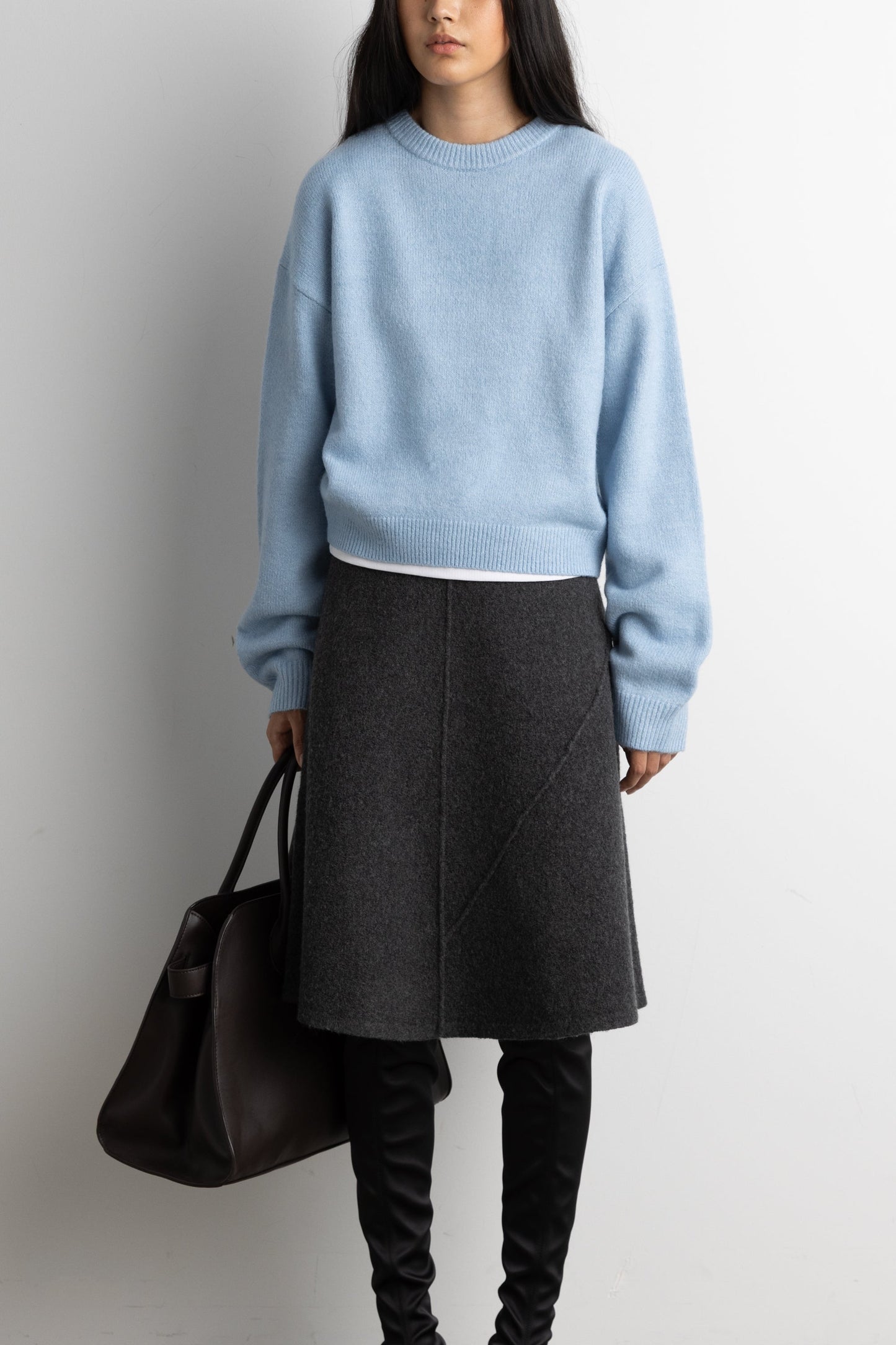 CROPPED CREWNECK SWEATER