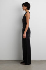 HIGH NECK SLEEVELESS TOP