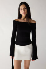 OFF THE SHOULDER TRUMPET SLEEVE TOP