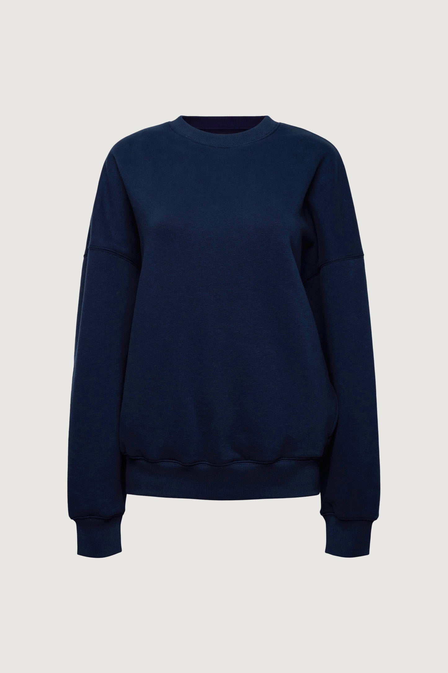 FLEECE STUDIO CREWNECK SWEATSHIRT WITH POCKETS